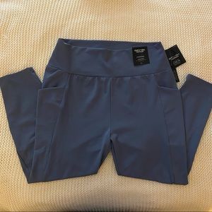 Simply Vera High Rise Legging